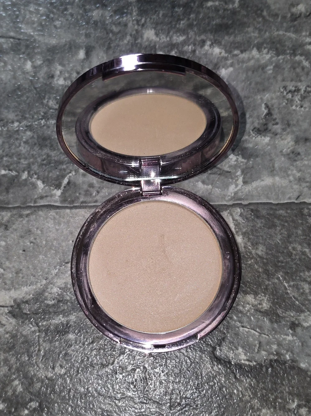 Girlactik Luminous Face Powder In Fair 0.32oz